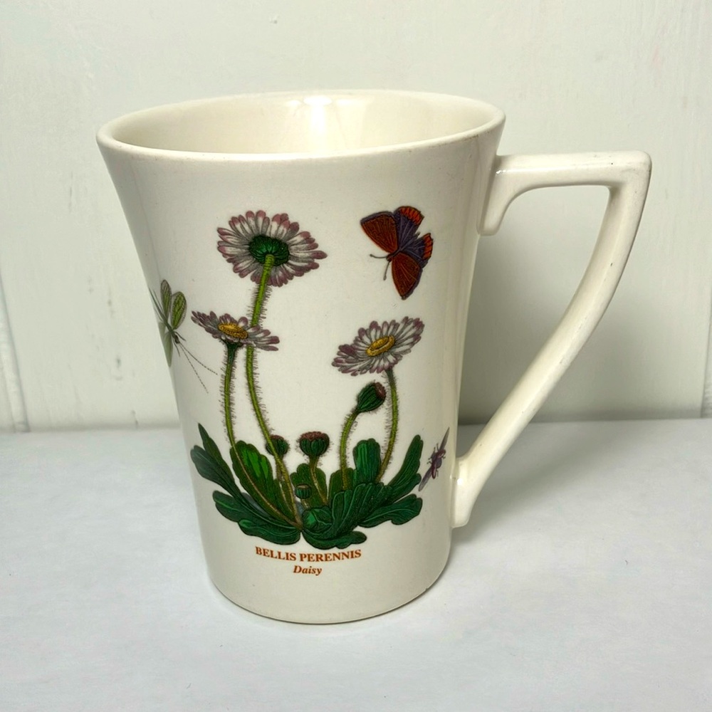 Portmeirion "Botanic Garden" coffee mug‎ Footed Cup, VIOLA TRICOLOR Heartsease